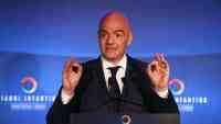 Noticia: Presidente de la FIFA: "Ningún partido de fútbol vale la pena arriesgar una sola vida" Presidente de la FIFA: "Ningún partido de fútbol vale la pena arriesgar una sola vida"
