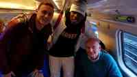 Noticia: Los jugadores del Manchester United, causan malestar en un tren Los jugadores del Manchester United, causan malestar en un tren