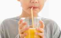 Noticia: Estudio: los jugos son tan dañinos como las gaseosas Estudio: los jugos son tan dañinos como las gaseosas