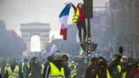 Noticia: 'Chalecos amarillos' vuelven a tomar las calles de Francia en su 25.ª semana de protestas 'Chalecos amarillos' vuelven a tomar las calles de Francia en su 25.ª semana de protestas