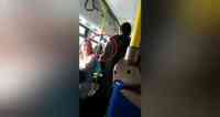 Noticia: VIDEO | "¡Vete a tu país!": insulta y golpea a latina porque no quiso cambiarse de asiento VIDEO | "¡Vete a tu país!": insulta y golpea a latina porque no quiso cambiarse de asiento