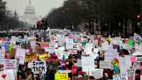 Noticia: EEUU: Mujeres se manifiestan por sus derechos y contra Trump EEUU: Mujeres se manifiestan por sus derechos y contra Trump