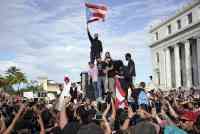 Noticia: VIDEO | Ricky Martin, Bad Bunny y Residente Calle 13 en las protestas de Puerto Rico VIDEO | Ricky Martin, Bad Bunny y Residente Calle 13 en las protestas de Puerto Rico