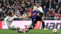 Noticia: El Real Madrid provoca memes tras ser goleado en casa por el Barcelona El Real Madrid provoca memes tras ser goleado en casa por el Barcelona