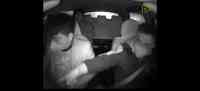 Noticia: VIDEO | Taxista expulsa a un pasajero al enterarse de que venía de la ciudad epicentro del coronavirus VIDEO | Taxista expulsa a un pasajero al enterarse de que venía de la ciudad epicentro del coronavirus