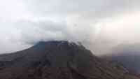 Noticia: Perú: estado de emergencia y evacuando a más de 1.000 personas por la erupción del volcán más activo del país Perú: estado de emergencia y evacuando a más de 1.000 personas por la erupción del volcán más activo del país