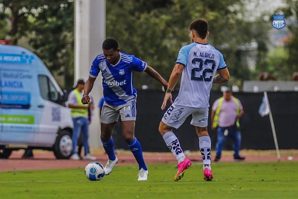 La última vez que Guayaquil City y Emelec se enfrentaron fue en 2023, año donde los citadinos descendieron a Serie B. Foto: @CSEmelec