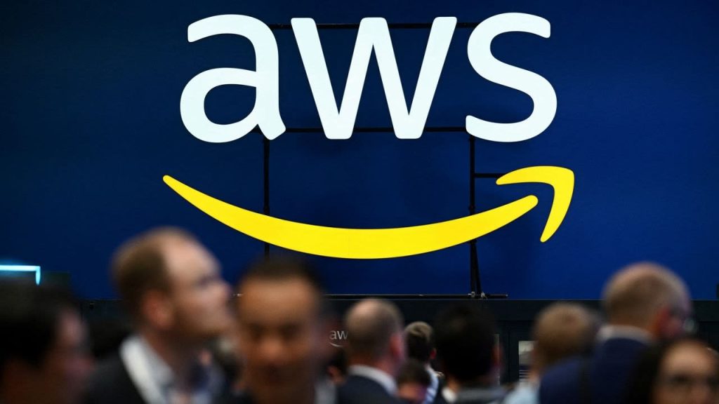El 20 de octubre de 2025, Amazon Web Services (AWS) sufrió una caída global que afectó a millones de usuarios y diversas plataformas.