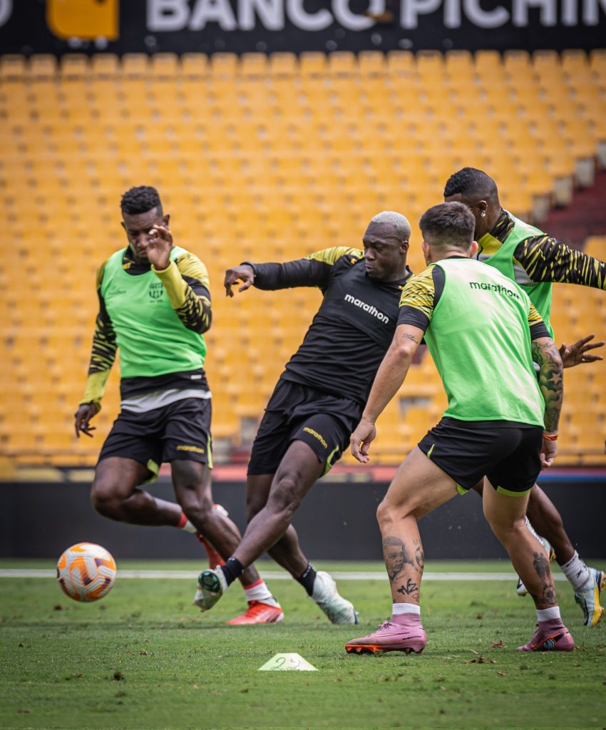 La plantilla de Barcelona Sporting Club decidió tomar una medida drástica.