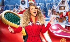 Mariah Carey, dueña del himno "All I Want for Christmas Is You", ha lanzado su tradicional video para dar la bienvenida oficial a la Navidad.
