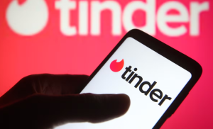 Tinder apuesta por la inteligencia artificial para transformar las citas en línea.