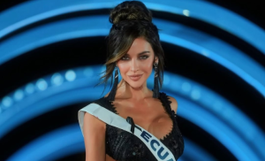 Nadia Mejía, Miss Universo Ecuador 2025, impactó en la Moonlight Sky Gala del Miss Universo en Tailandia con un elegante vestido negro translúcido.