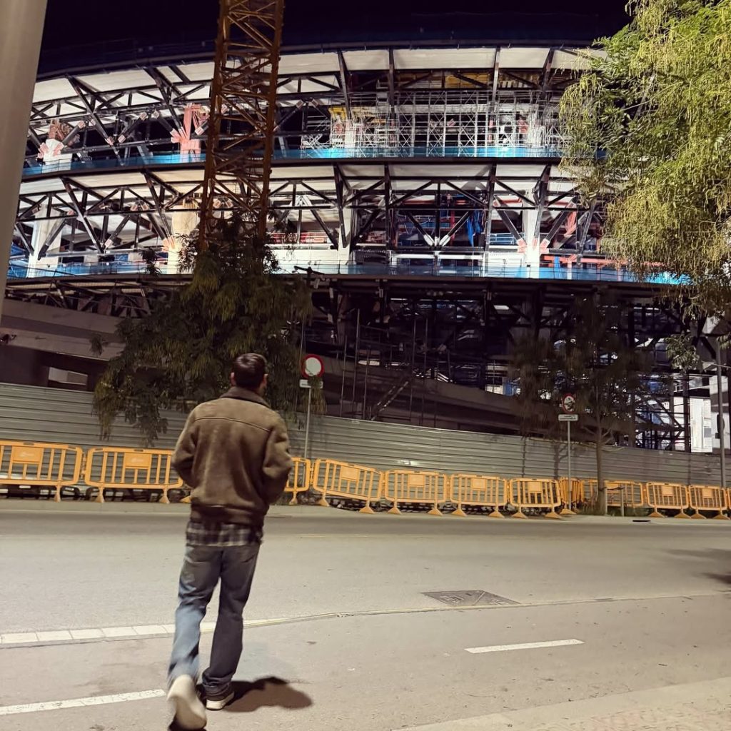 Apenas la semana pasada, Laporta señaló que la reapertura del nuevo Camp Nou sería el escenario ideal para rendir el homenaje pendiente al capitán histórico.