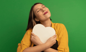 Aunque no goza de la misma popularidad que otras festividades románticas, el Día del Soltero gana terreno globalmente.