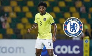 Este fichaje lo convierte en el tercer talento formado en el club nacional que da el salto al gigante inglés, siguiendo los pasos de Moisés Caicedo y Kendry Páez.