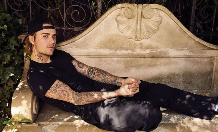 El artista detalló el doloroso incidente durante una transmisión de cuatro horas en Twitch.