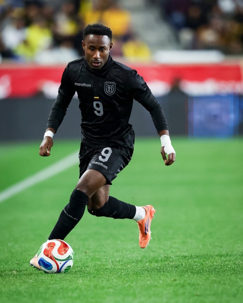 La victoria de Ecuador frente a Nueva Zelanda mantiene a la Tri en un puesto de privilegio.