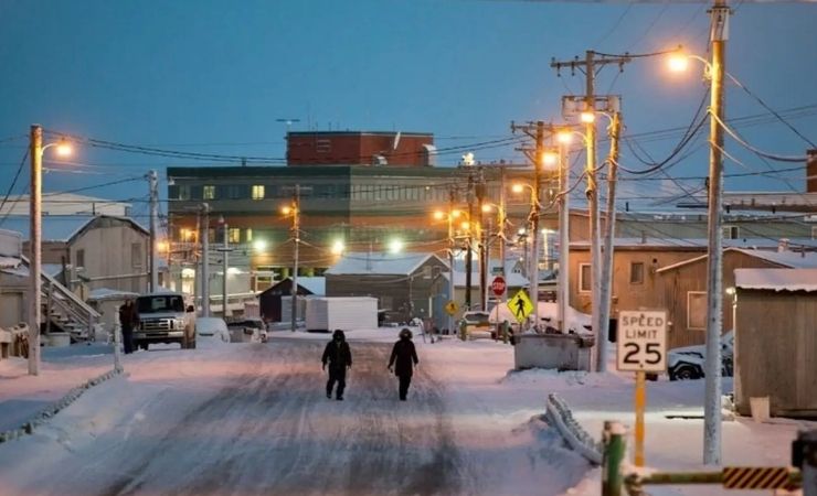 Desde el pasado 18 de noviembre, los aproximadamente 4.400 residentes de esta localidad presenciaron la última puesta de sol del año. Así comienza la extensa Noche Polar.