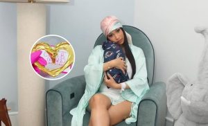 La rapera de 33 años decidió transformar una parte del cordón umbilical de su bebé en una pieza bañada en cromo dorado.