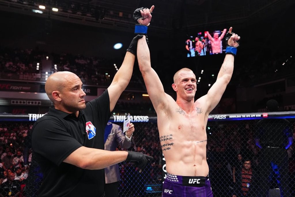 La reorganización en la parte alta de la tabla fue provocada por el desempeño estelar del irlandés Ian Machado Garry.