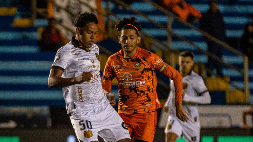 Con goles de Xavier Arreaga y Diego Ávila, el 'Ídolo' y los lojanos empataron por la séptima jornada de la fase final del torneo.