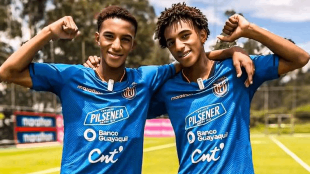 Los hermanos Quintero, actualmente de 16 años, han sido considerados como dos de los talentos más brillantes surgidos de la formación de Independiente del Valle.