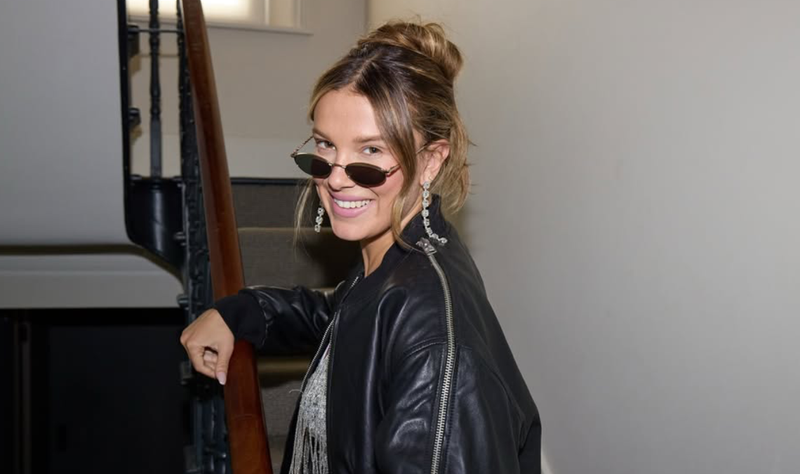 Brown comunicó oficialmente que su nuevo nombre es Millie Bonnie Bongiovi, eliminando su nombre de pila "Bobby" y su conocido apellido artístico "Brown".