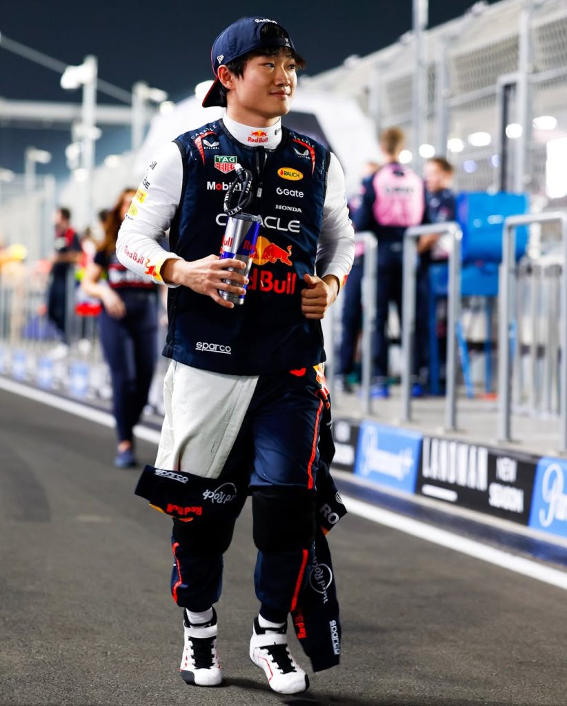 En cuanto a la decisión sobre Yuki Tsunoda, Mekies agradeció su contribución.