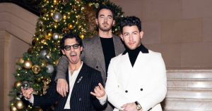 Han pasado 16 años desde el estreno de la última entrega. Ahora, Joe, Nick y Kevin Jonas vuelven para reafirmar la importancia cultural de la franquicia.