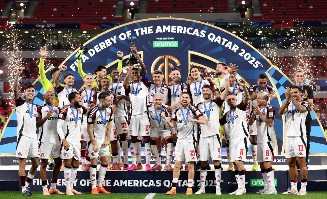 Con doblete de Giorgian de Arrascaeta, Flamengo eliminó a Cruz Azul en el Derby de las Américas y se acerca a la final de la Copa Intercontinental.