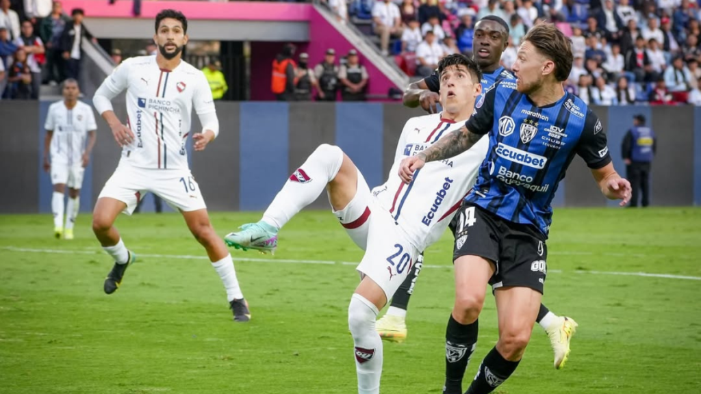 Rayados y albos empataron sin goles en Chillo Jijón, en duelo postergado de la LigaEcuabet.