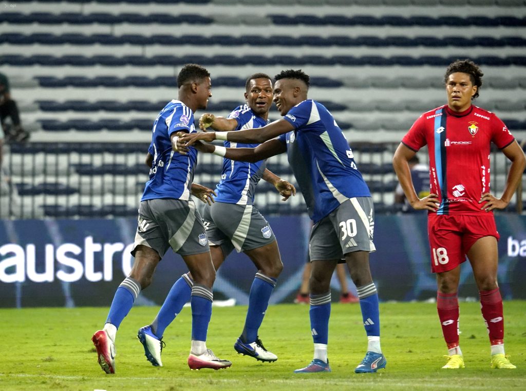 Emelec venció 5-0 a El Nacional por la LigaPro 2025, aunque sus opciones de clasificar a la Conmebol Sudamericana siguen siendo mínimas.
