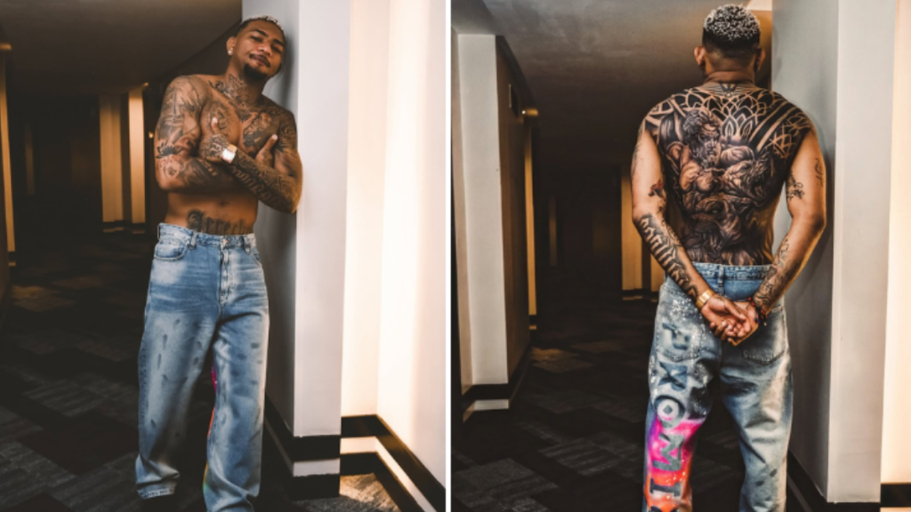 En el corazón de su espalda, Morales eligió la imponente figura de un Dios griego, flanqueado por Cerbero.