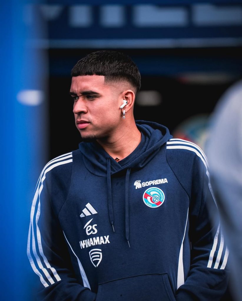 Esta situación ha encendido las alarmas en el Chelsea FC, dueño de su ficha.