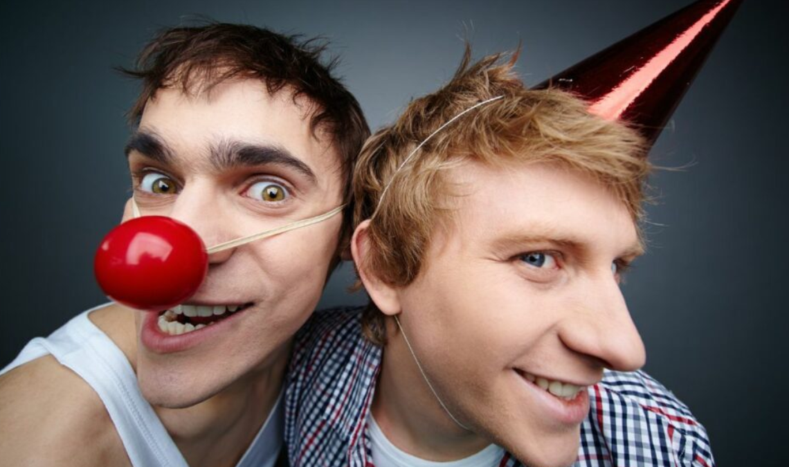 Hoy en día, esta tradición mantiene una fuerza vibrante tanto en España como en toda Latinoamérica.