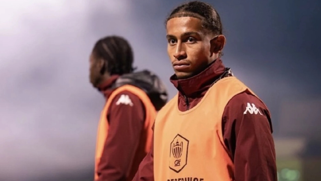 Tahirys Dos Santos, defensor de 19 años del FC Metz, fue trasladado a Alemania tras resultar herido en el incendio de Crans-Montana.