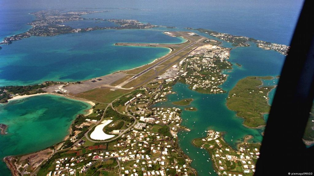 El archipiélago de las Bermudas se formó sobre un caballón oceánico que mantiene su elevación tras 31 millones de años sin actividad volcánica.