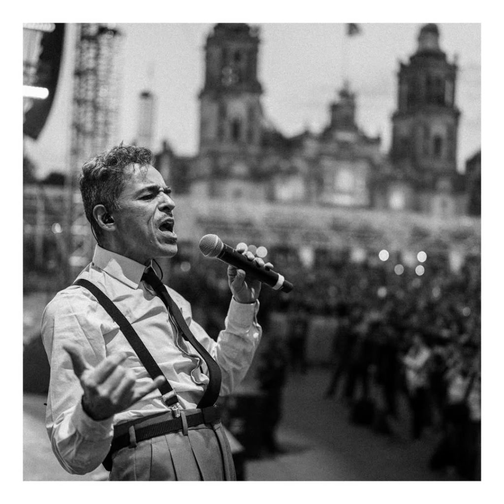 A pesar de la firmeza del cantante, el camino no será sencillo.