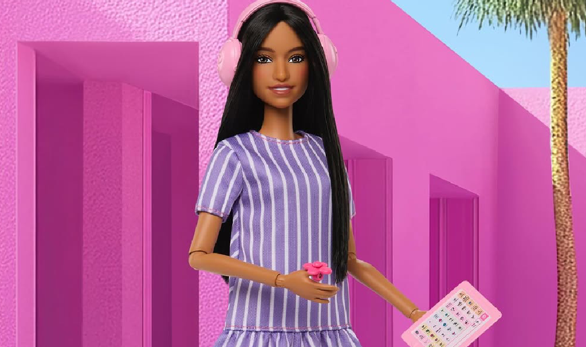 Esta nueva muñeca consolidando el compromiso de la marca por reflejar la diversidad de capacidades en el mundo actual.