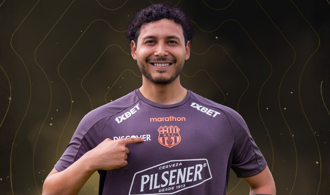 Barcelona anunció el acuerdo con José Gabriel Cevallos, quien regresa al arco amarillo tras firmar contrato hasta diciembre de 2027.