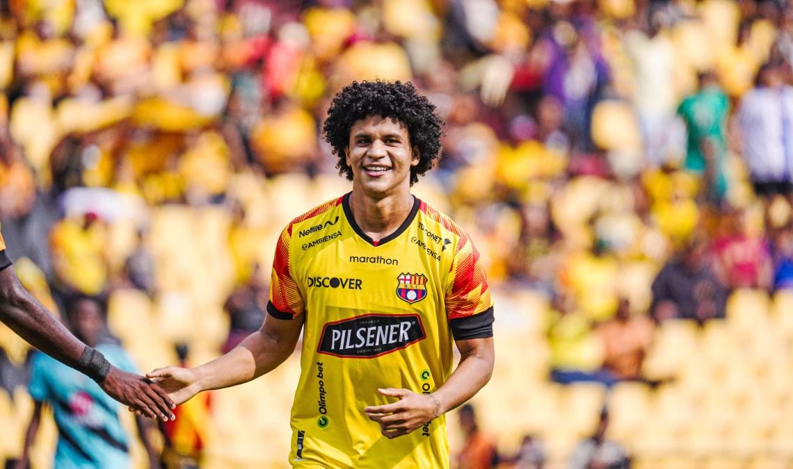 Barcelona Sporting Club anunció la finalización del contrato con Eduard Bello por mutuo acuerdo y agradeció su profesionalismo durante su etapa en el club.