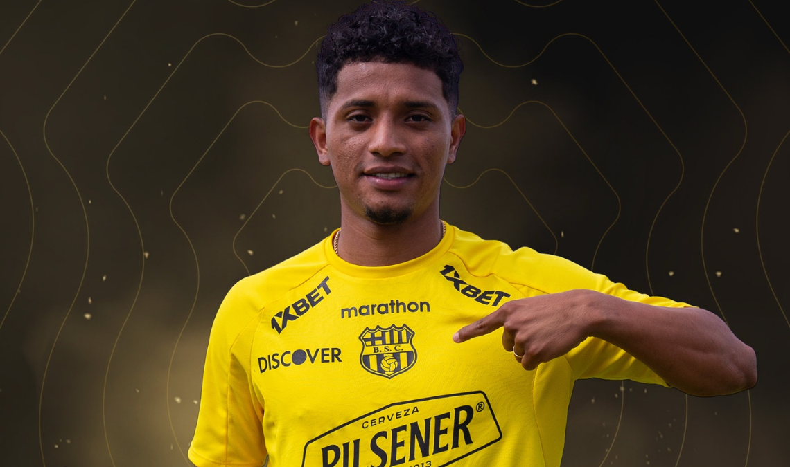 Barcelona Sporting Club anunció la incorporación de Jonathan Perlaza, extremo de 28 años que llega libre desde Querétaro FC.