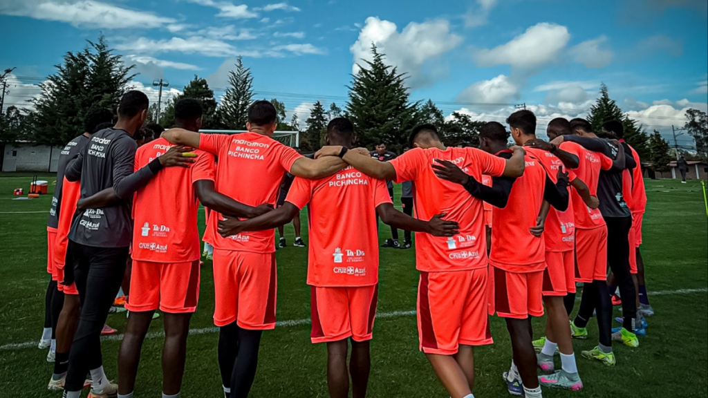 Barcelona continúa reforzándose para la temporada 2026. Conoce la lista de fichajes y regresos confirmados del Ídolo del Astillero para el nuevo año.