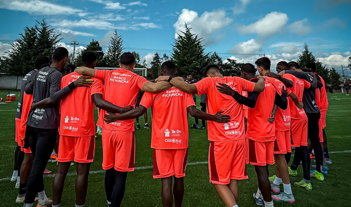 Barcelona continúa reforzándose para la temporada 2026. Conoce la lista de fichajes y regresos confirmados del Ídolo del Astillero para el nuevo año.