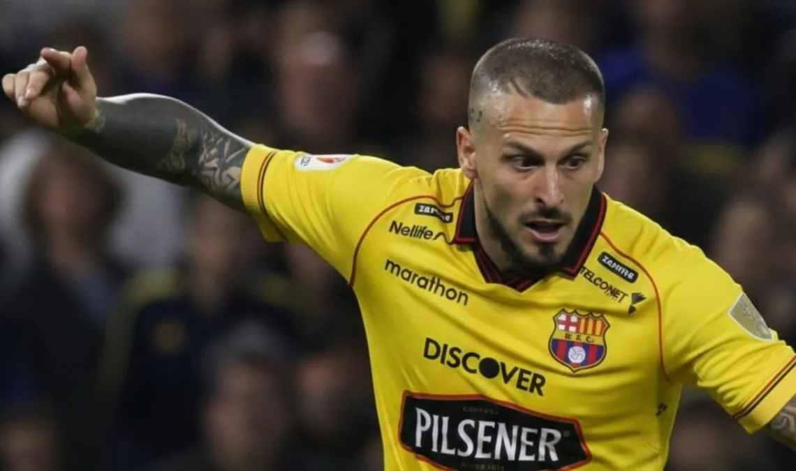 Barcelona confirmó la llegada de Darío Benedetto como refuerzo. David Álvarez aclaró su salario y explicó por qué el club apostó por el delantero argentino.
