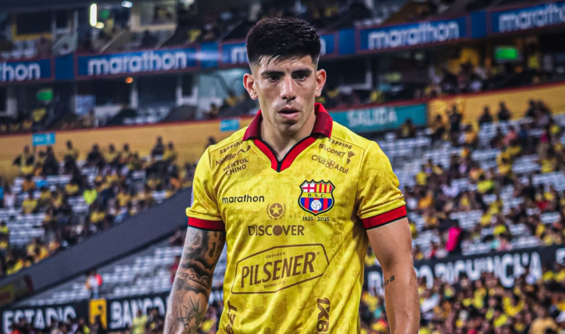 Braian Oyola confirmó su salida de Barcelona mediante un mensaje en redes sociales, donde agradeció a la hinchada y a todos los integrantes del club.