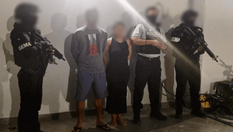 Fiscalía y Policía Nacional ejecutaron allanamientos en Guayas, Pichincha y El Oro por presunta delincuencia organizada vinculada al tráfico de drogas.