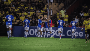 Barcelona cayó 0-1 ante Cruzeiro en su debut en la Copa Libertadores 2026. Foto: Sidney Galarza