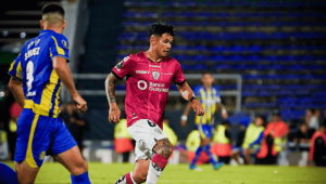 Independiente del Valle empató 0-0 ante Rosario Central en la Copa Libertadores 2026. El equipo ecuatoriano resistió con un jugador menos.