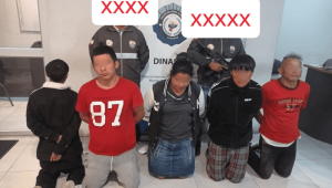 La Policía Nacional capturó a seis sospechosos por un asesinato que dejó cuatro muertos en Ambato. El hecho estaría ligado a disputas entre grupos delictivos.